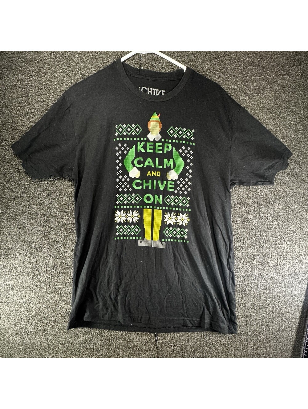 The Chive Elf "Keep Calm and Chive On" Ugly Christmas Sweater Graphic T-Shirt L